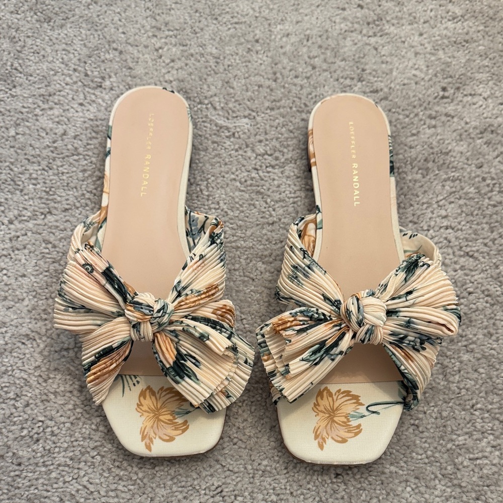 Loeffler Randall Cream Floral Bow Sandals